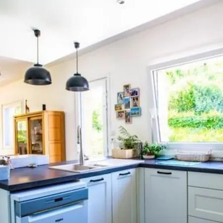 Chez Jules, L'entree Des Caps Willa *